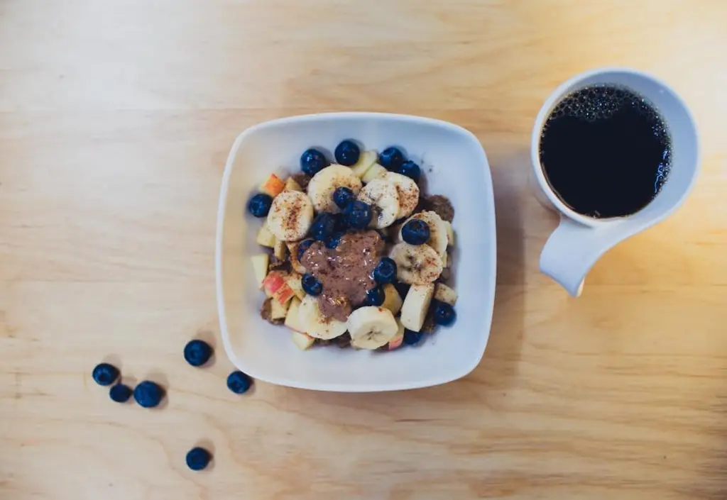 Weight loss in your 40s starts with the lunch you eat at your desk